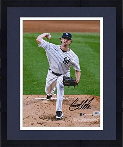 Keretes Gerrit Cole New York Yankees Dedikált 8 x 10 Haza Dobó Fénykép - Dedikált MLB Fotók