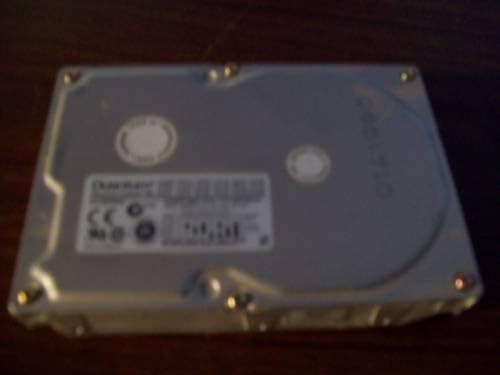 Kvantum FB10S103 1GB-KESKENY, ULTRA-2 SCSI-MEGHAJTÓ